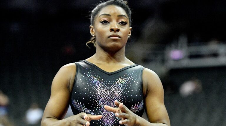 Biography Of Simone Biles How Much Does She Earn?
